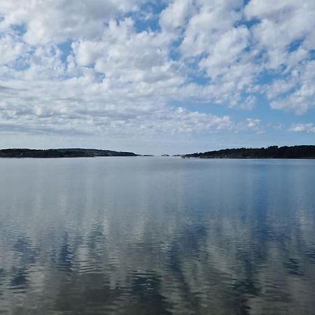 Foertjusande Gaesthus Med Parkering Фьельбака Экстерьер фото